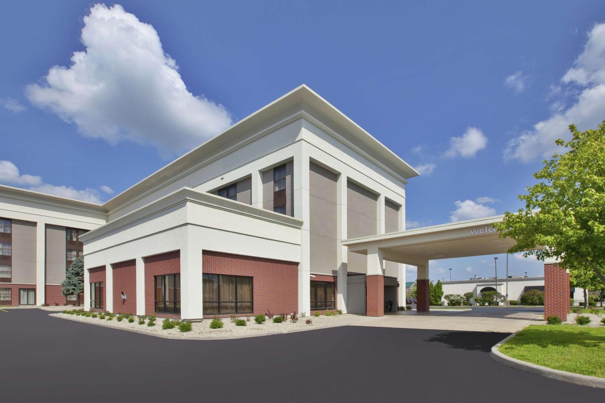 Hampton Inn Toledo-South/Maumee Exterior photo