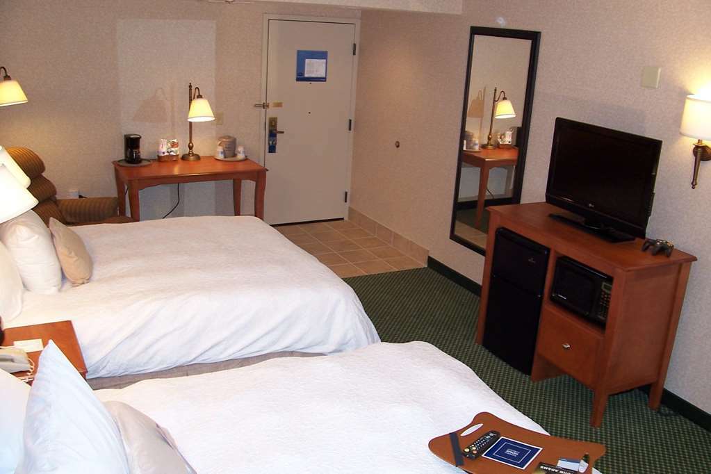 Hampton Inn Toledo-South/Maumee Room photo
