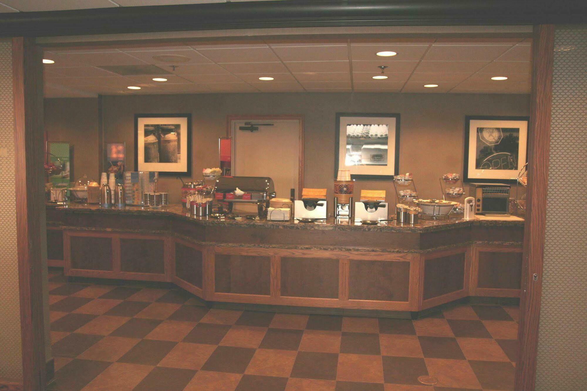Hampton Inn Toledo-South/Maumee Exterior photo